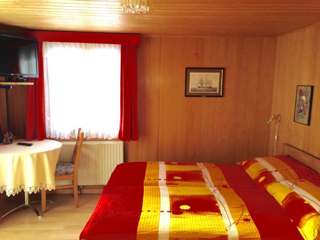 Hotel Haus Muehlebach Ernen Экстерьер фото
