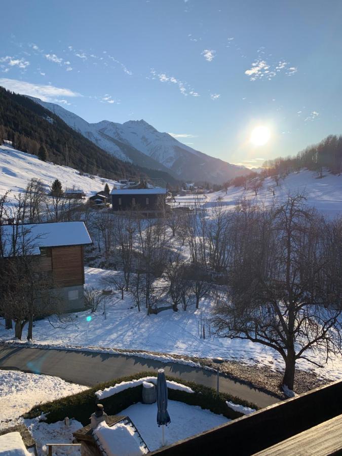 Hotel Haus Muehlebach Ernen Экстерьер фото